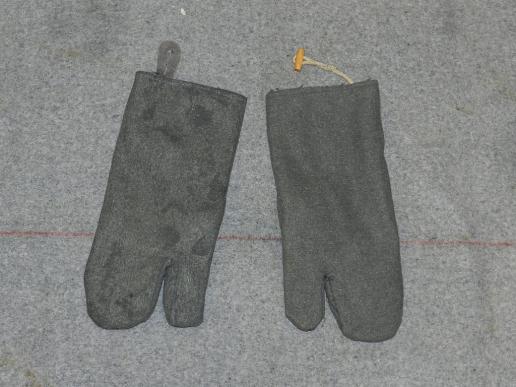 WW2 German Blanket Lined Fieldgrey  Mittens