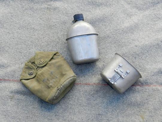 U.S. M1942 Water Bottle Set