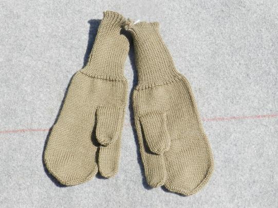 British Army Woollen Mittens