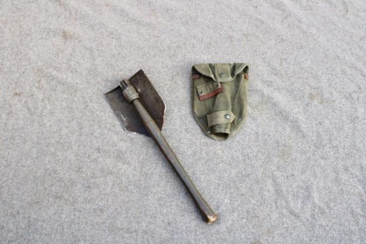 U.S. M1943 Entrenching Tool & M1956 Carrier