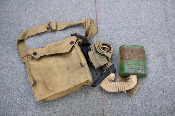 U.S. SBR Gas Mask & Haversack