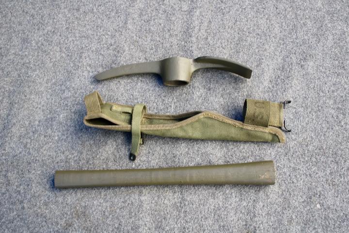 U.S. M1910 Pick-Mattock & Carrier