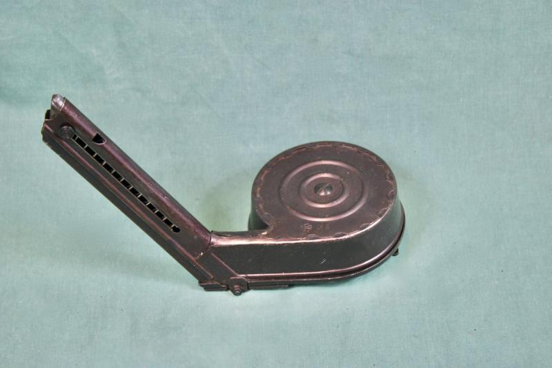 Replica German Snell Drum Luger Magazine   ( MGC )