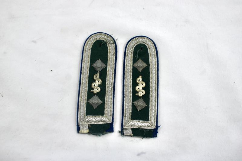 German Medical NCO's M36 Shoulder Straps