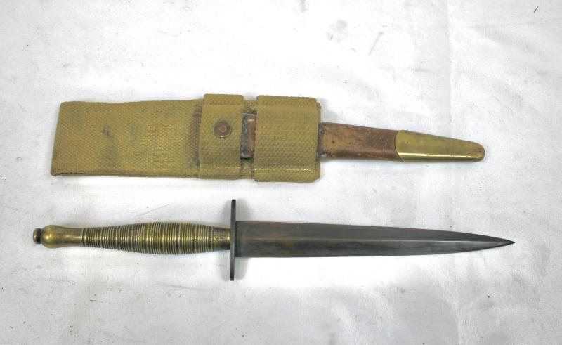 British Beaded & Ribbed Commando Dagger