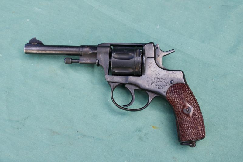 Imperial Russian M1895 Nagant Revolver    ( Pre-EU/UK Deactivation )