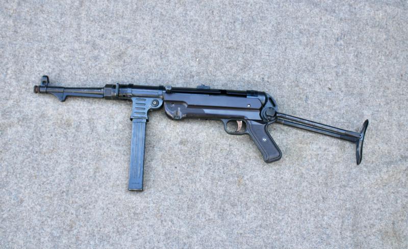 Replica German MP40 SMG     ( MGC )