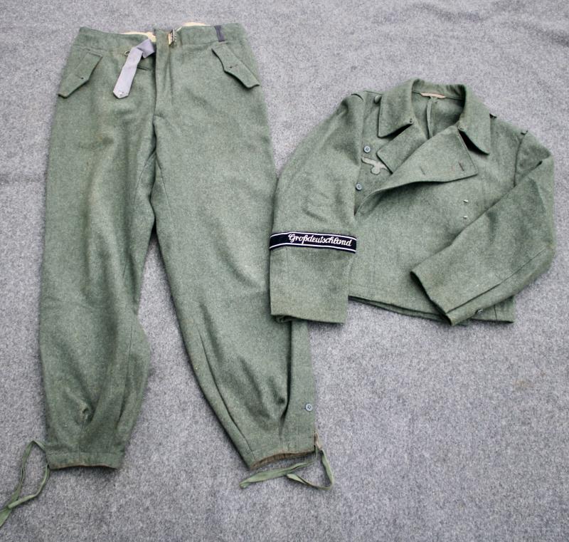 Reproduction German  Sturmgeschutz Uniform