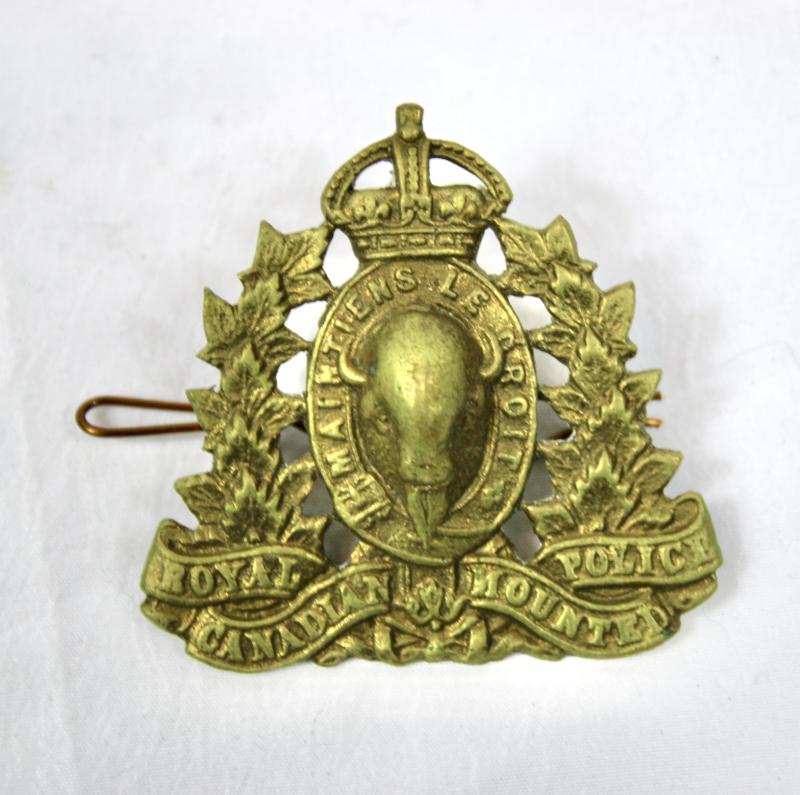 Canadian Royal Mounted Police Cap Badge