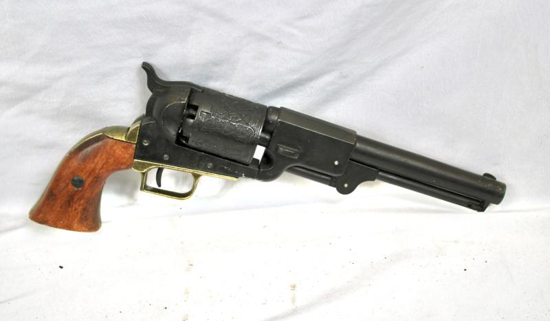 Replica U.S. Colt Dragoon M1848 Revolver.    ( Denix )