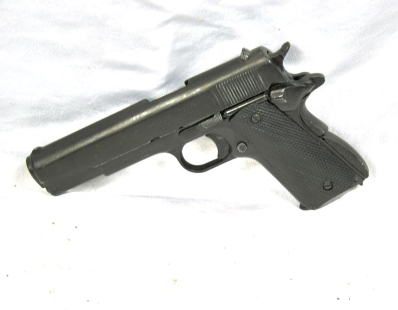 Replica U.S M1911A1 Pistol                ( Denix )