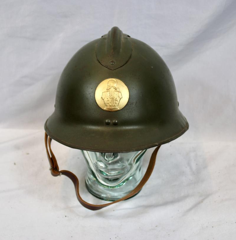 French M1926 Adrian Helmet.                ( Engineers )