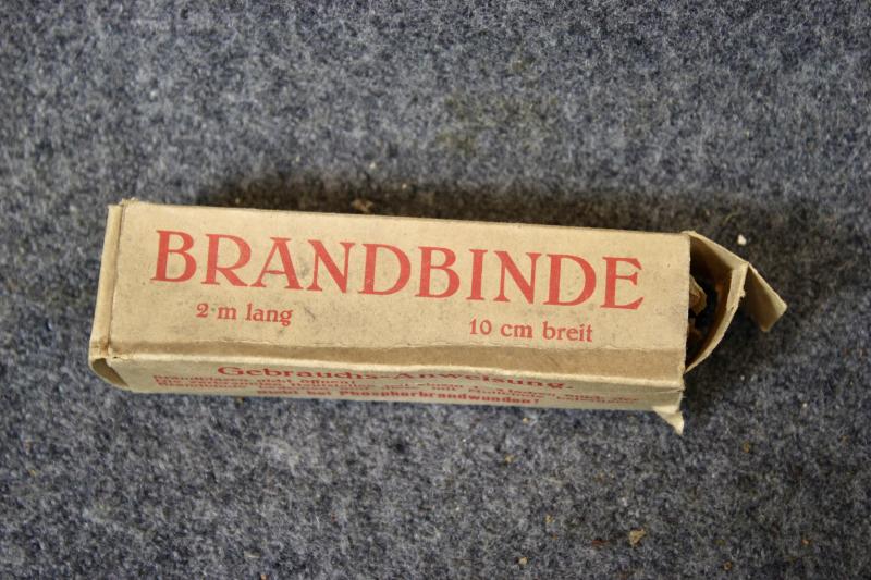 German First Aid Bandage   ( Brandbinde )