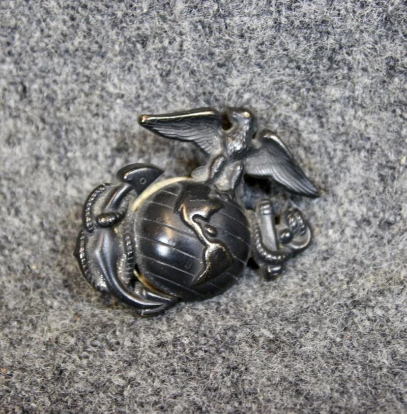 U.S. Marine Corps Cap Badge