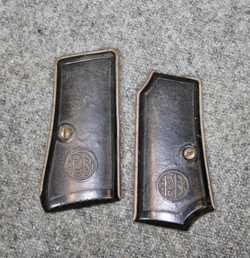 Italian Beretta M1934 Pistol Grips