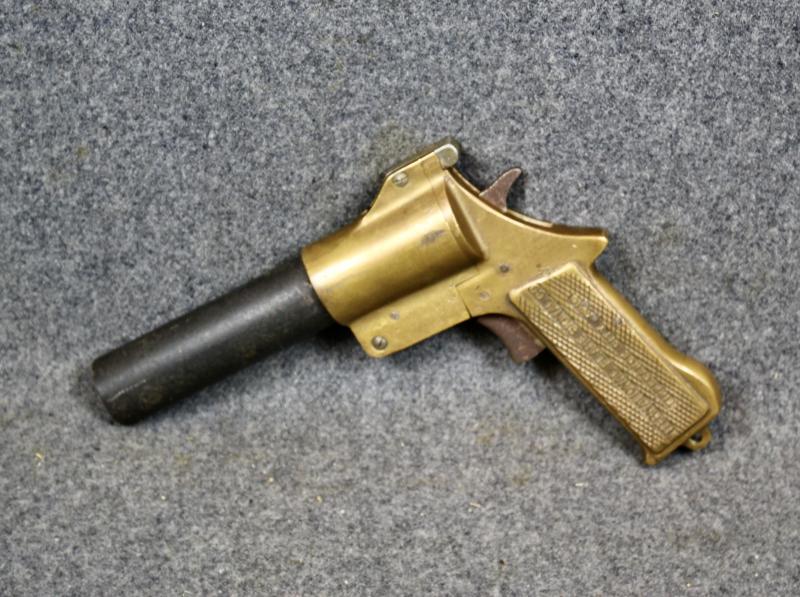 U.S. Deactivated Flare Pistol