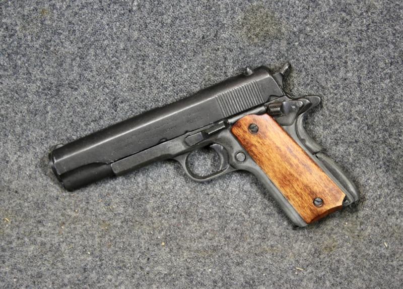 Replica U.S. M1911A1 Pistol.          ( Denix )