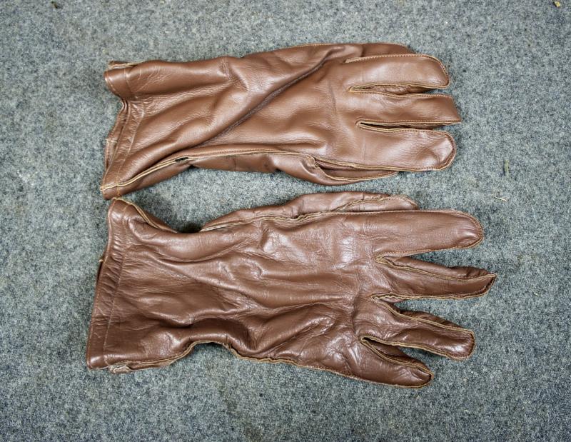 Reproduction U.S. Army Air Force  Type F Heater Gloves