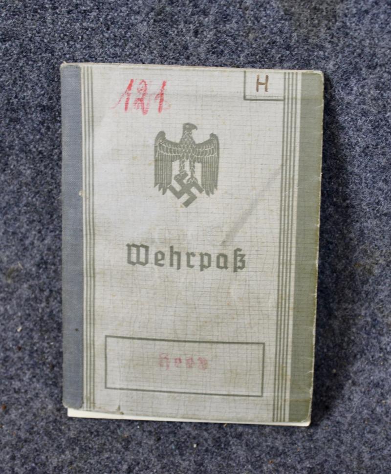 Army Wehrpas Book