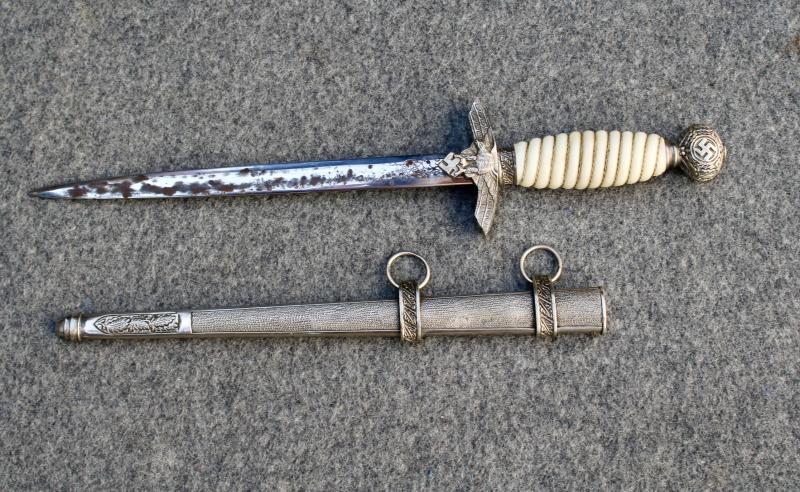 Reproduction 2nd Pattern Luftwaffe Officers Dagger