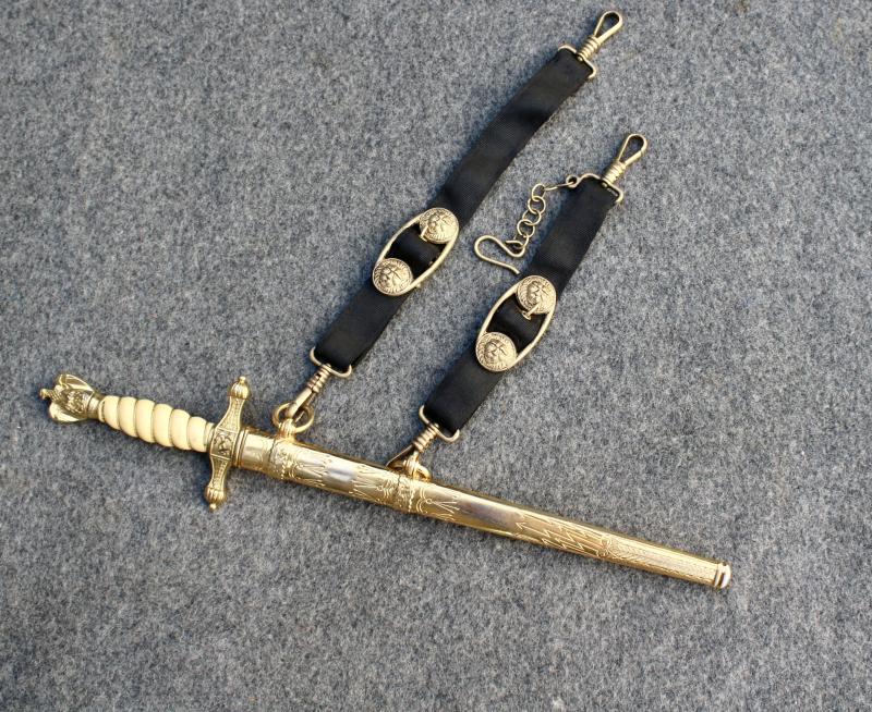 Reproduction Kriegsmarine Officers Dagger & Hangers