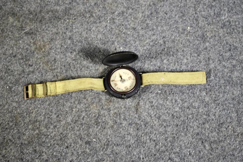 British 6B/2593 Wrist Compass