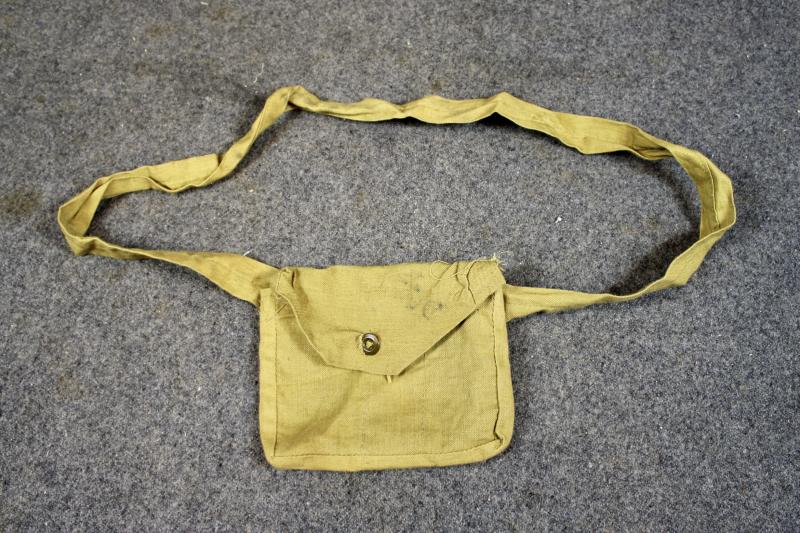 Canadian Boys Anti-Tank Ammunition Pouch