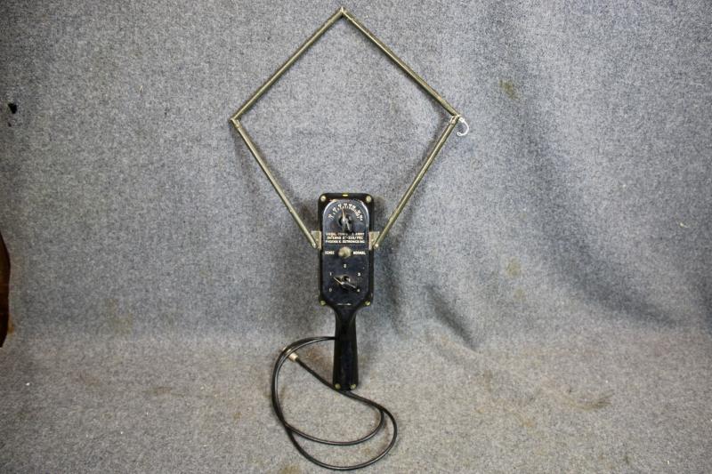 U.S.  hand Held AT339 Radio Signal Boaster