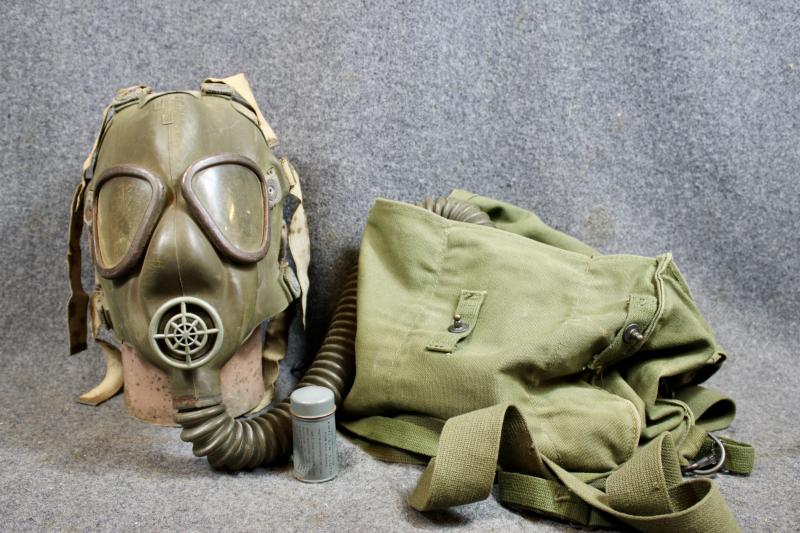 U.S. M3 Light Weight Gas Mask & M6 Haversack
