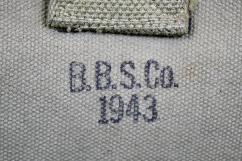 U.S. M1910 T- Handle Entrenching tool & Carrier