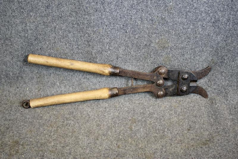 British Long Wire Cutters