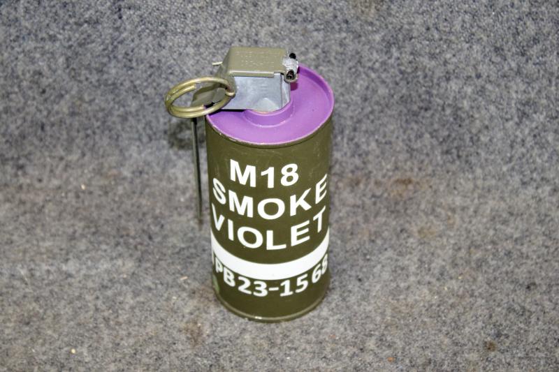 Replica U.S. M18 Smoke Grenade