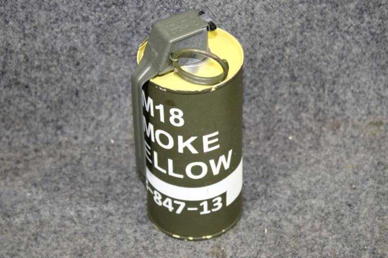 Replica U.S. M18 Smoke Grenade