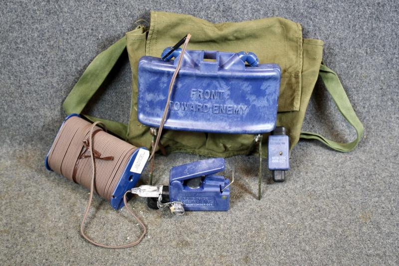 U.S. M68 Practice Training Claymore Mine