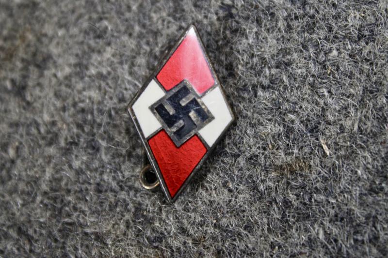 Hitler Youth Label Badge