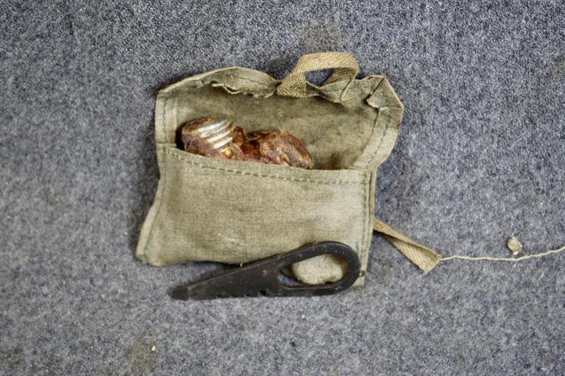 Russian/Soviet WW2 Weapons Oil Bottle & Multi-Tool