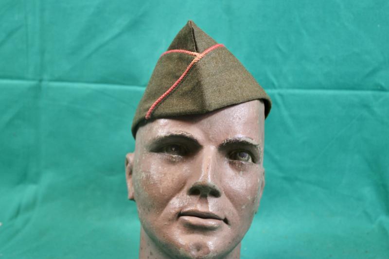 U.S. Army Garrison Cap.          ( Field Artillery )