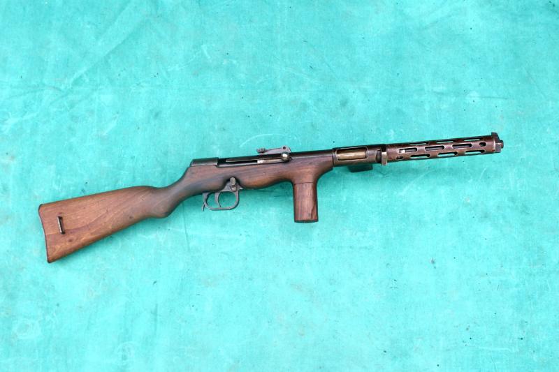 Deactivated Spanish ERMA-MPE Submachine Gun