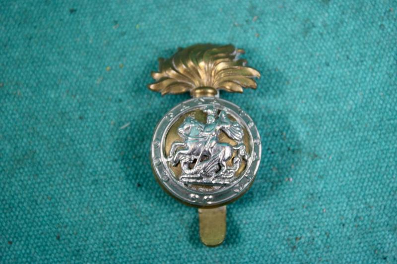 WW2 Royal Northumbeland Fusiliers Cap Badge