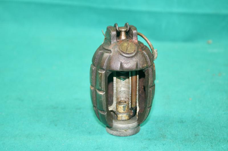 WW1 British  Factory Sectionised No5 MK1 Grenade