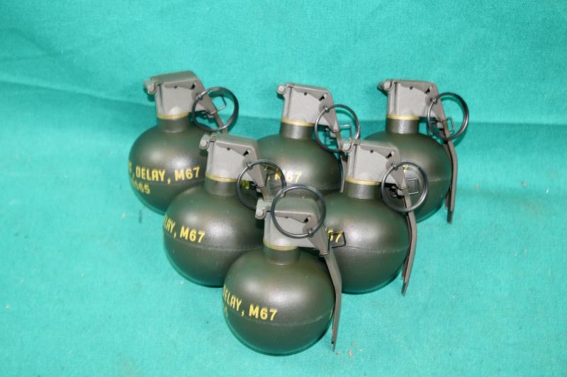 Reproduction U.S. M67 Grenades