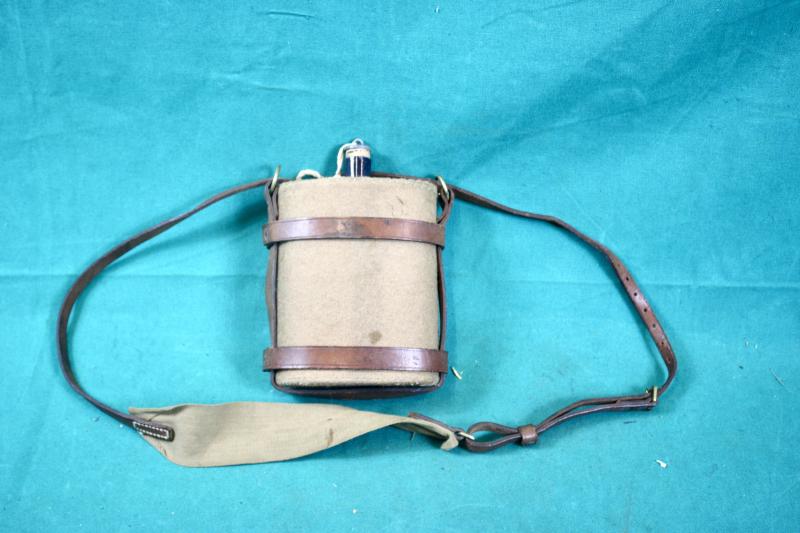 British Officers Water Bottle & Carrier