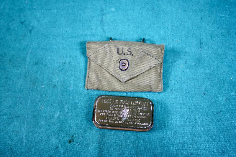 U.S, M1942 Field Dressing Pouch & Carlisle Tin